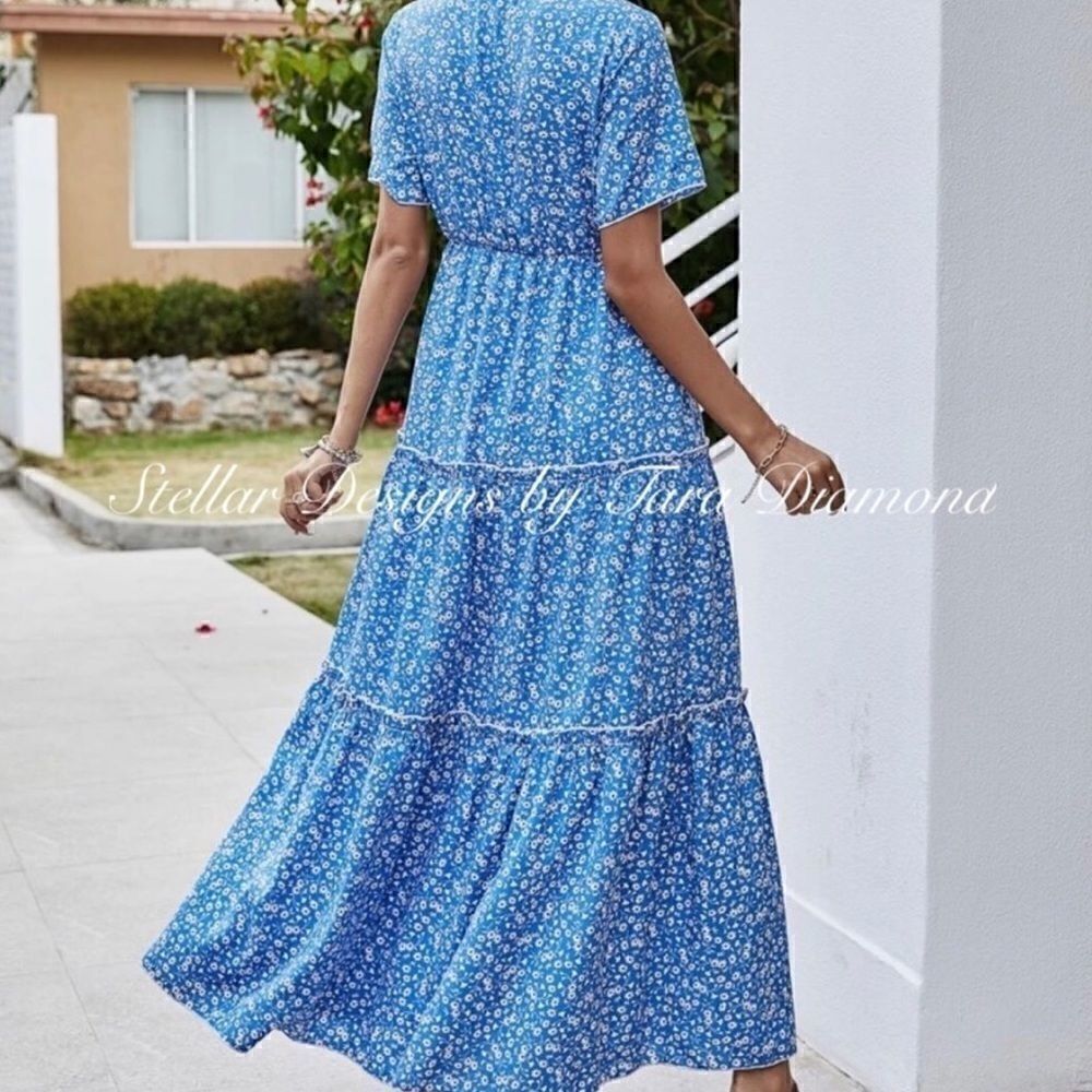 Boho Tiered Vintage Floral Maxi Dress - Picture 2 of 3